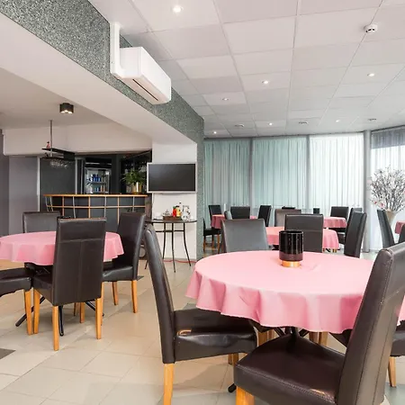 Hotel Emmi 3*